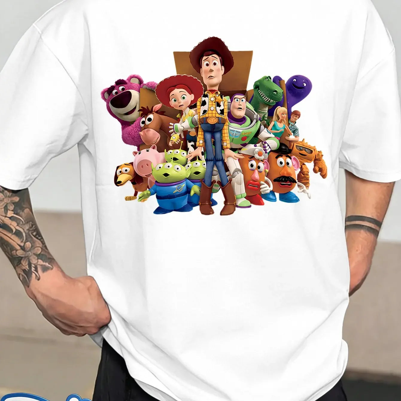 Men's Minimalist Round Neck T-Shirt