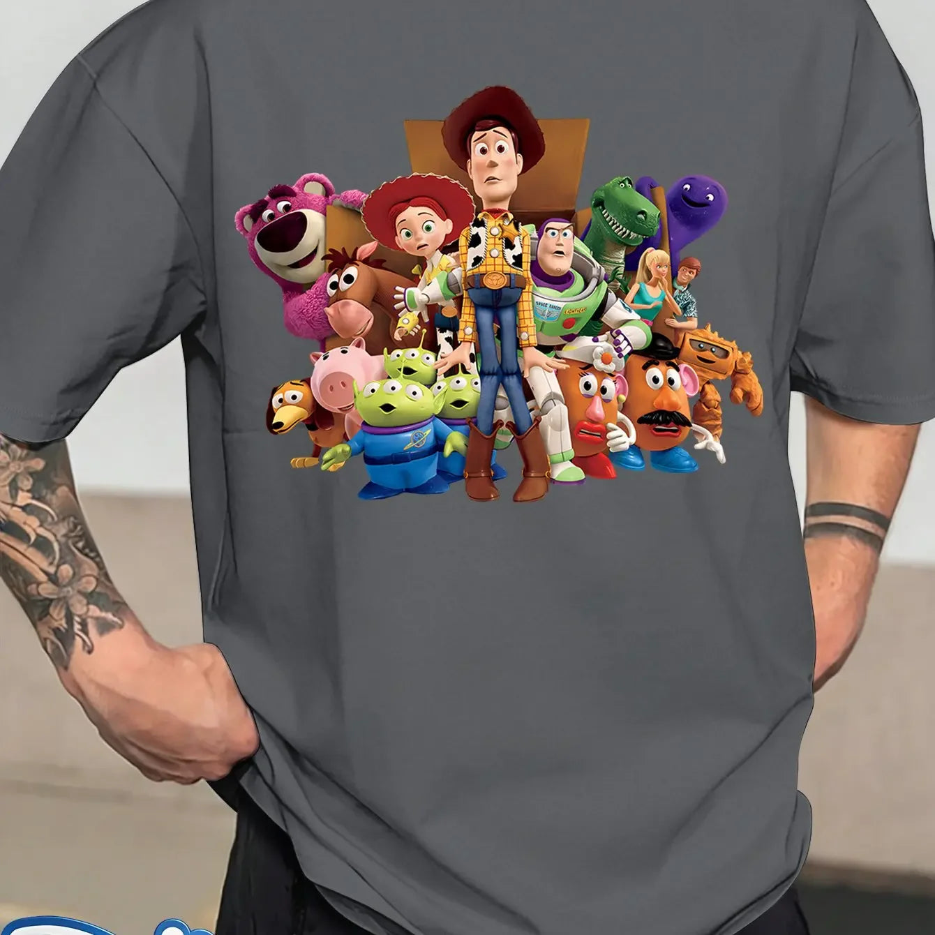 Men's Minimalist Round Neck T-Shirt
