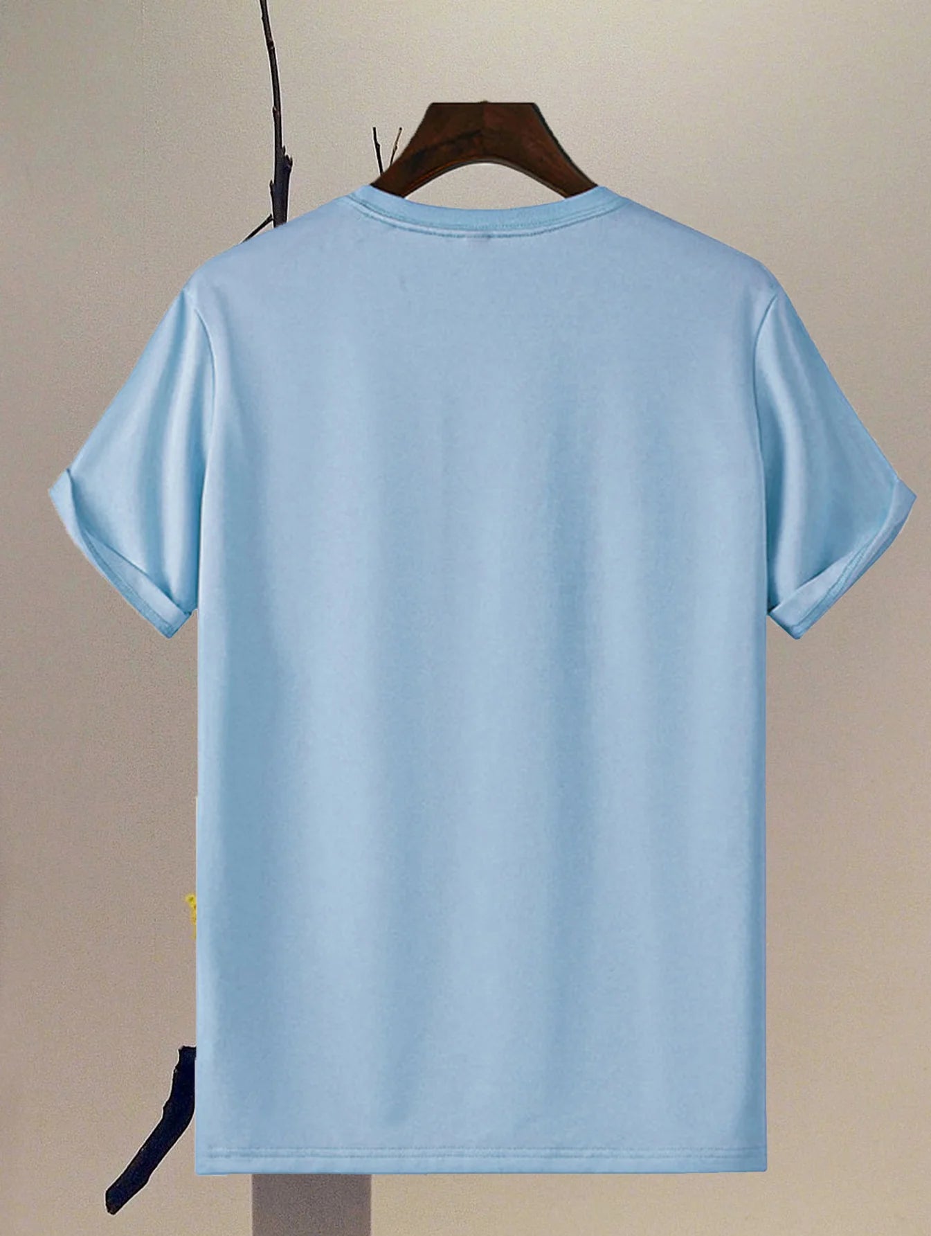 Men's Minimalist Round Neck T-Shirt
