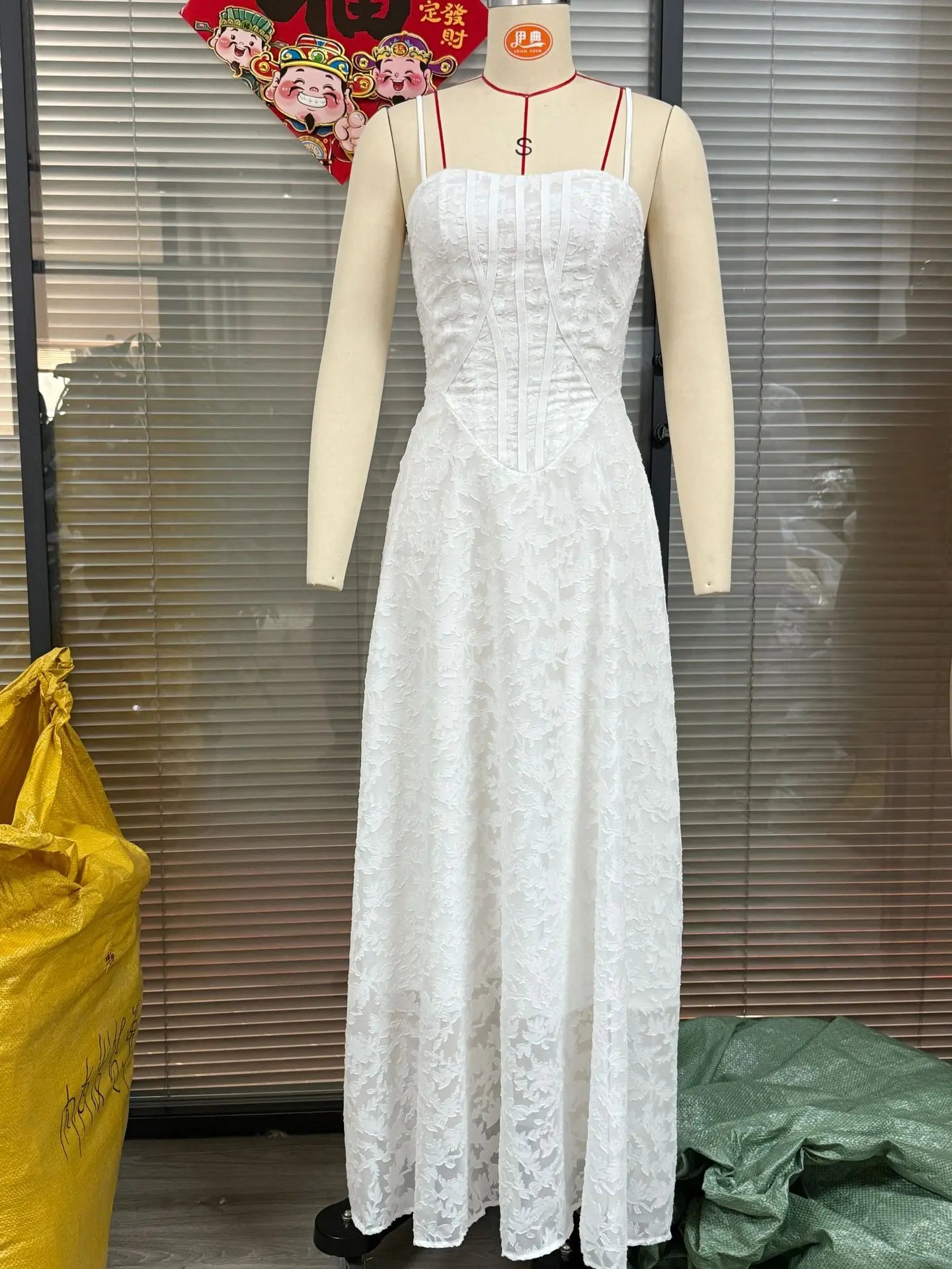 Women's Floral Lace Backless Ball Gown